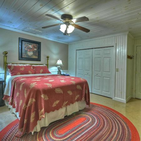 Southern Living Cottage Cozy Up By The Fire Relax On The Porch And Enjoy Peaceful Surroundings بلو ريدج المظهر الخارجي الصورة
