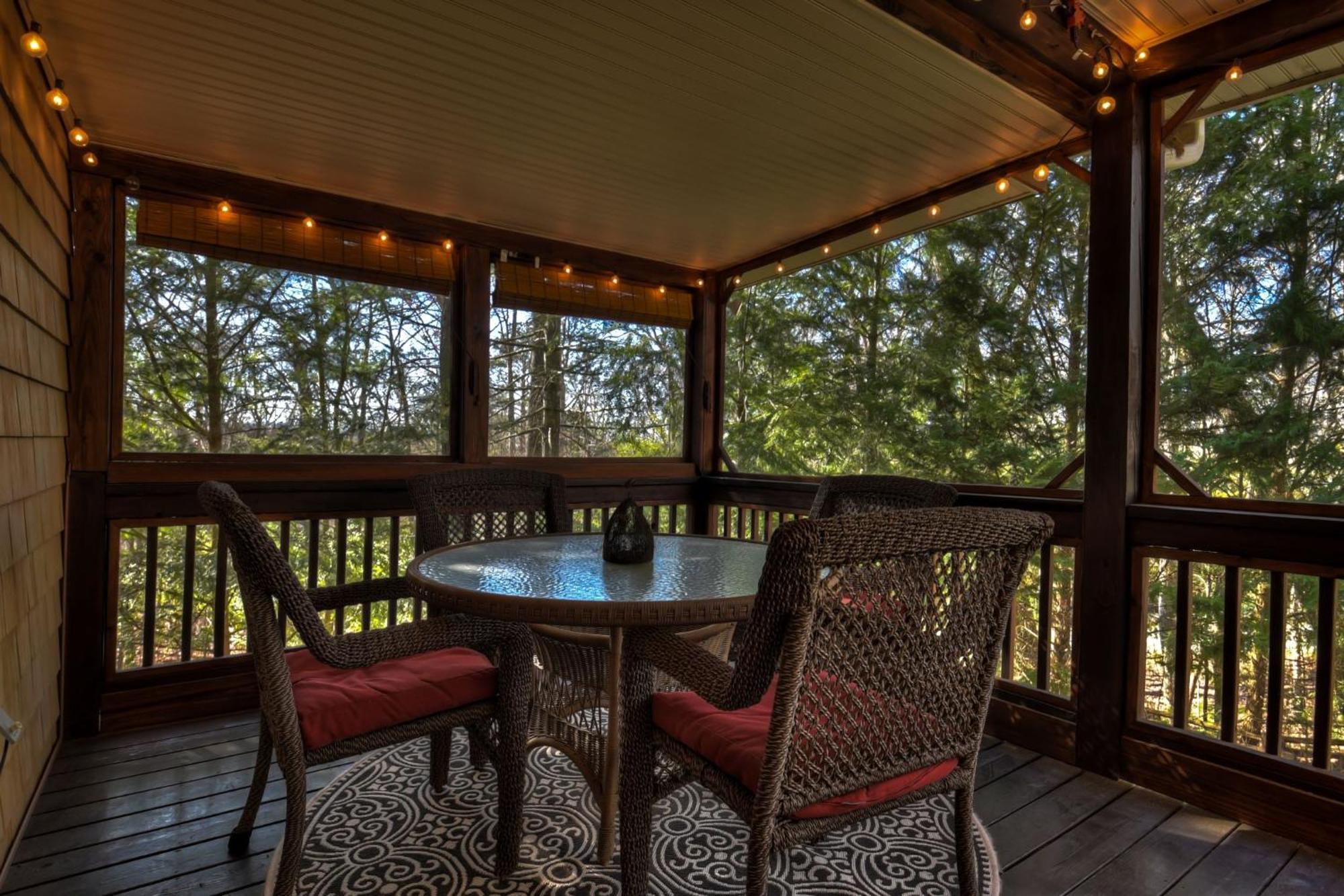 Southern Living Cottage Cozy Up By The Fire Relax On The Porch And Enjoy Peaceful Surroundings بلو ريدج المظهر الخارجي الصورة